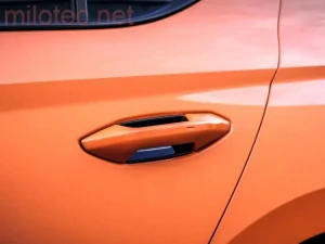 Kryty pod kliky, Octavia IV. / Kodiaq II., černý lesklý klavírlak