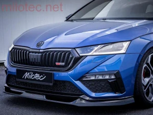 Přední spoiler, černý lesklý "klavírlak" - Škoda Octavia IV. RS Lim./Combi
