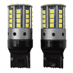 Bílá LED žárovka T20 (3157), 44 SMD, 1ks