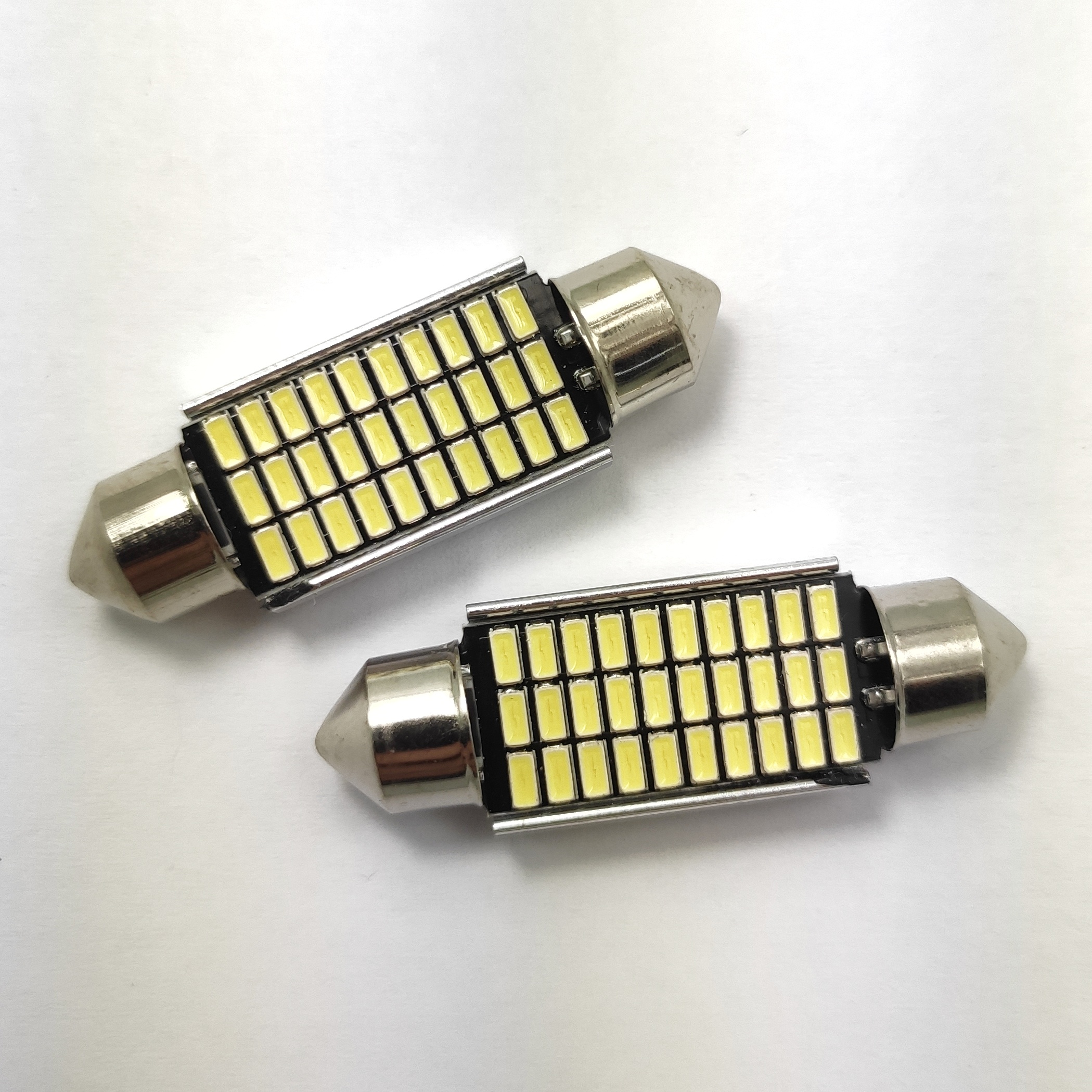 CANBUS sufitka bílá, 30 SMD, 39mm, 1ks