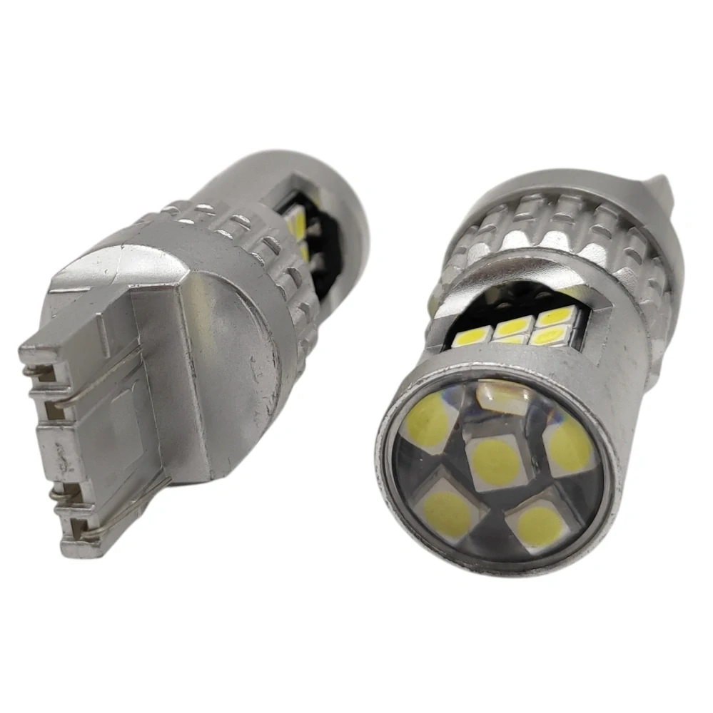 Bílá LED žárovka T20 (3157), 24 SMD, 1ks