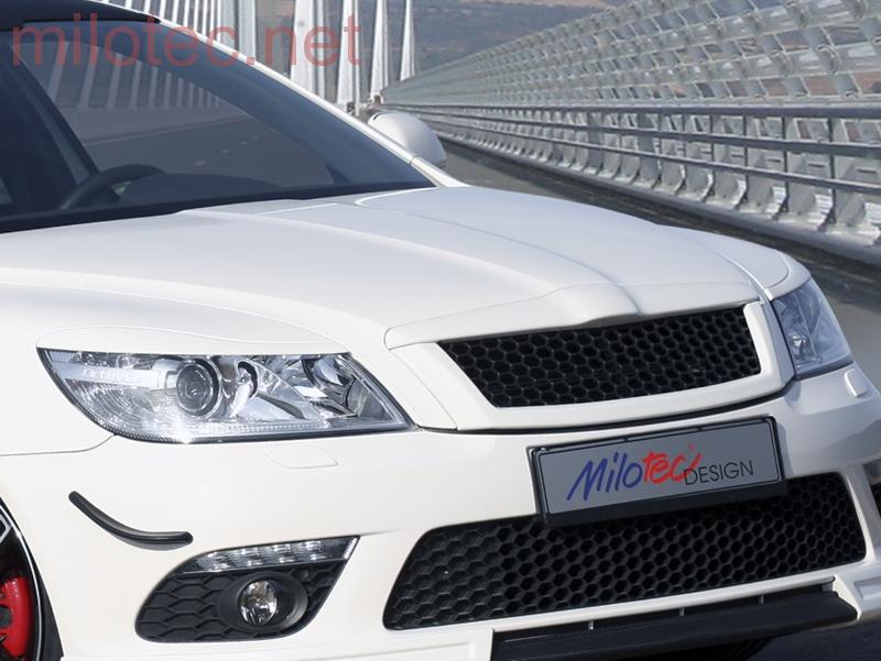 Sportovní maska RS, s černou kovovou mřížkou, Škoda Octavia II. 2004-2008