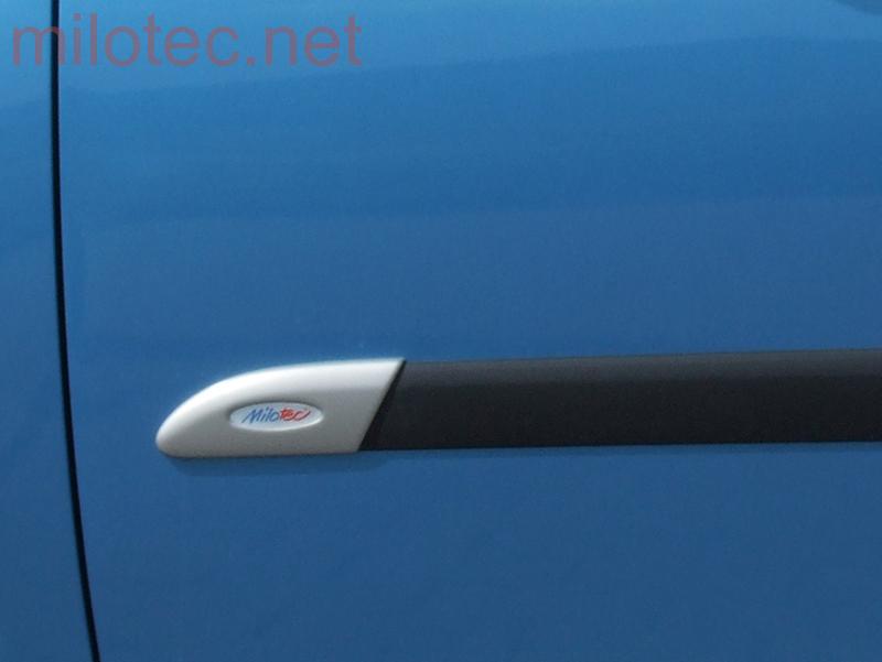 Kryty originálních bočních ochranných lišt, ABS stříbrný matný - Škoda Fabia II. Lim./Combi
