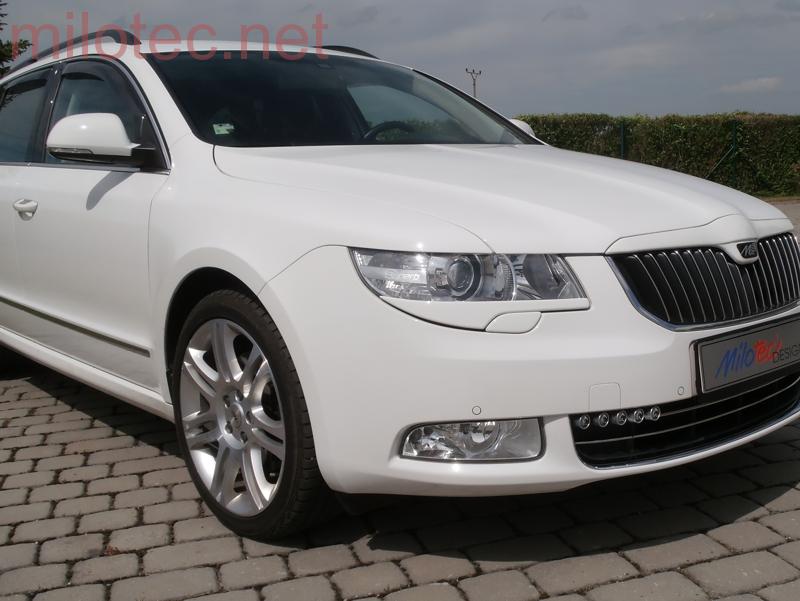 Větrné clony (ofuky), zadní - Škoda Superb II. Combi