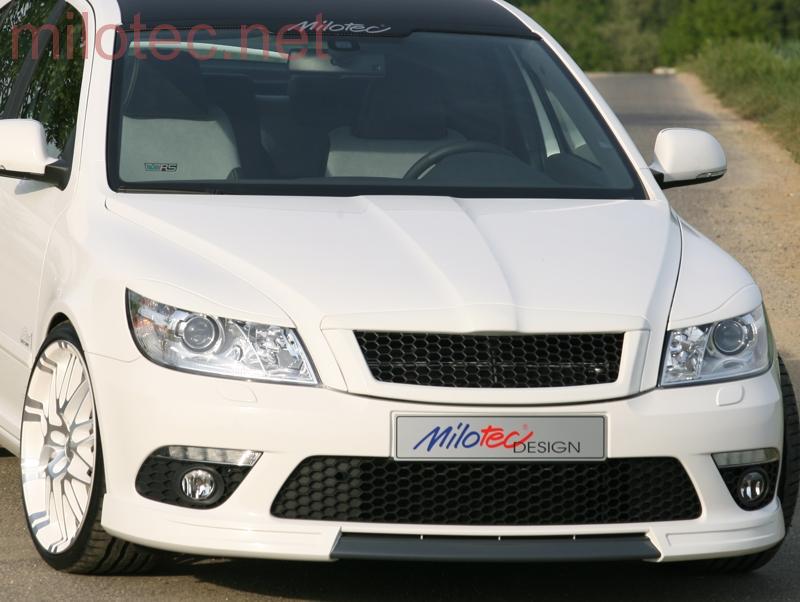 Sportovní maska RS, s černou kovovou mřížkou, Škoda Octavia II. 2004-2008