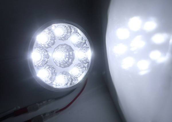 LED denní svícení 9 LED (4W)