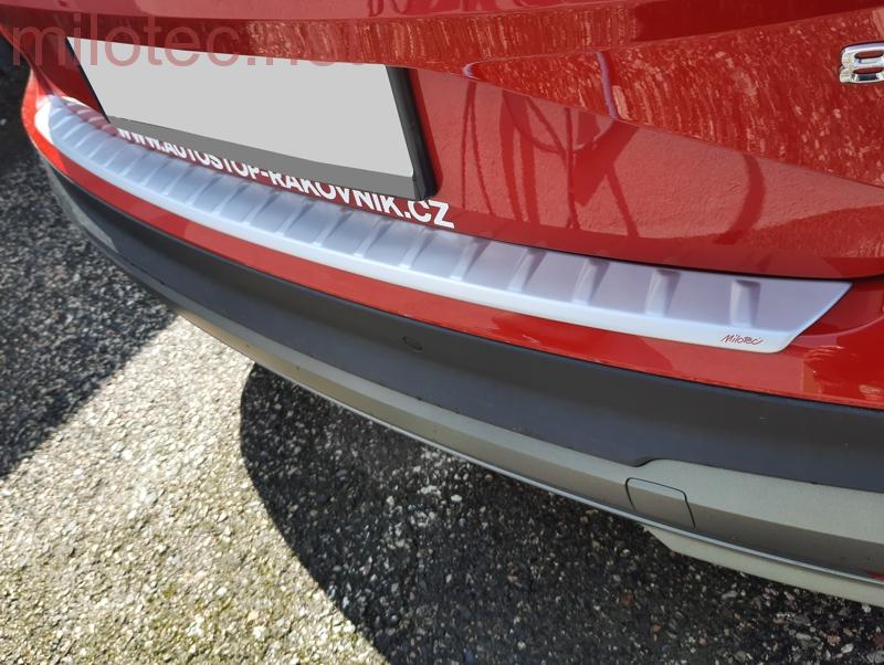 Práh pátých dveří s výstupky, stříbrný matný - Škoda Enyaq