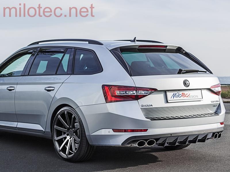 Difuzor zadního nárazníku, černý lesklý "klavírlak" - Škoda Superb III. 