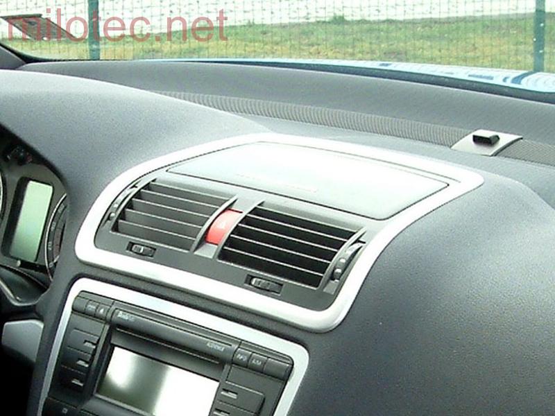 Dekory interiéru, rámečky ventilace, stříbrný matný - Škoda Octavia II. Facelift