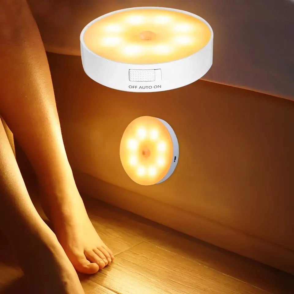 LED noční světlo se senzorem pohybu a soumraku, barva teplá bílá