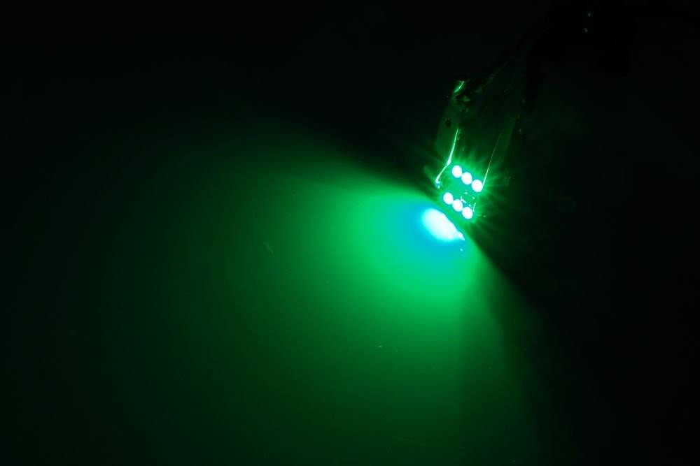 Sufitka LED RGB 42mm 6 SMD s dálkovým ovladačem, 2ks