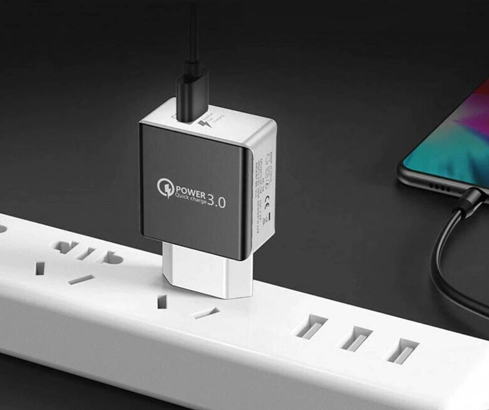 Rychlonabíječka USB černá, rychlé nabíjení Quick Charge 3.0, adaptivní rychlé nabíjení
