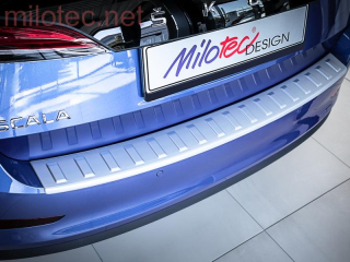 Práh pátých dveří, stříbrný matný - Škoda Scala od r.v. 2019