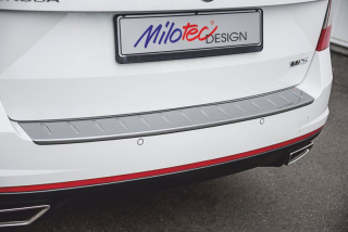 Práh pátých dveří s výstupky, stříbrný matný - Škoda Octavia III. Scout